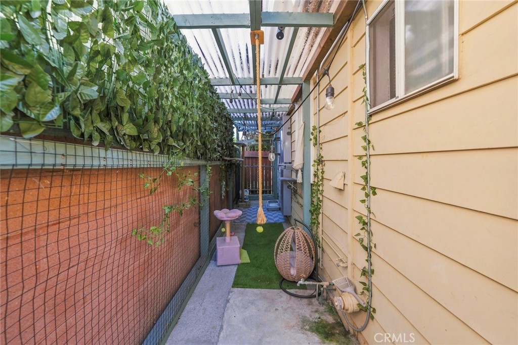 3853 Josephine Property Photo 28