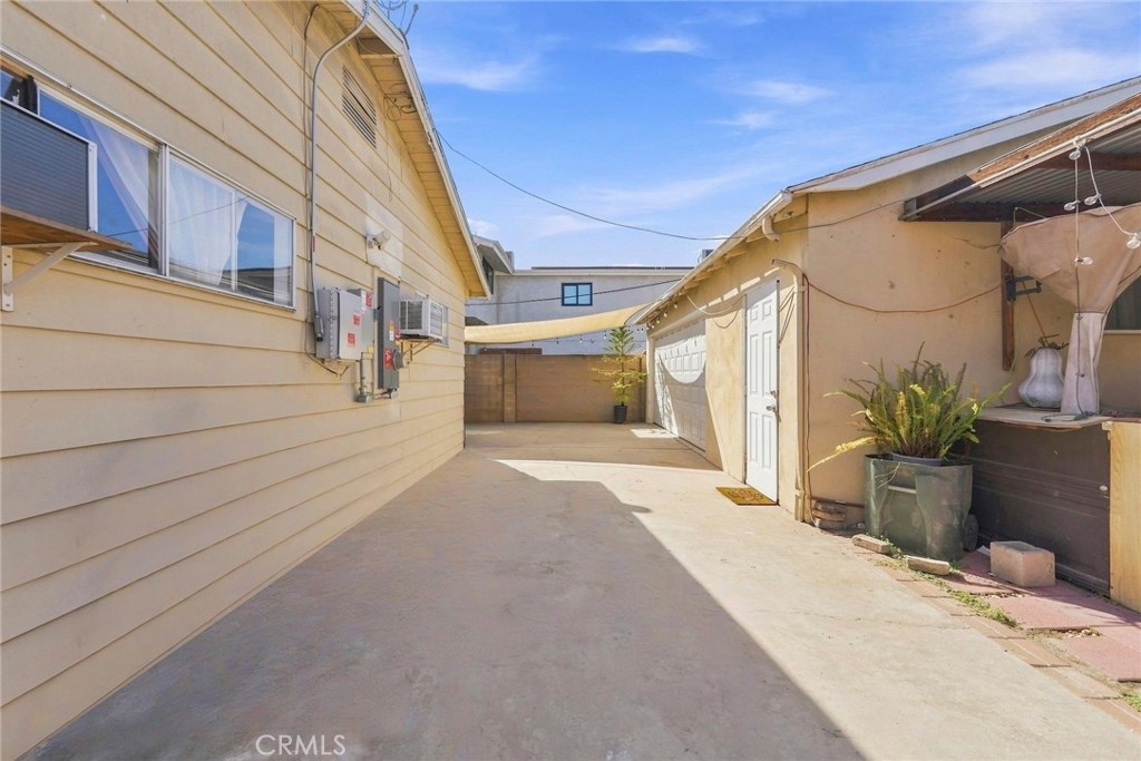 3853 Josephine Property Photo 29