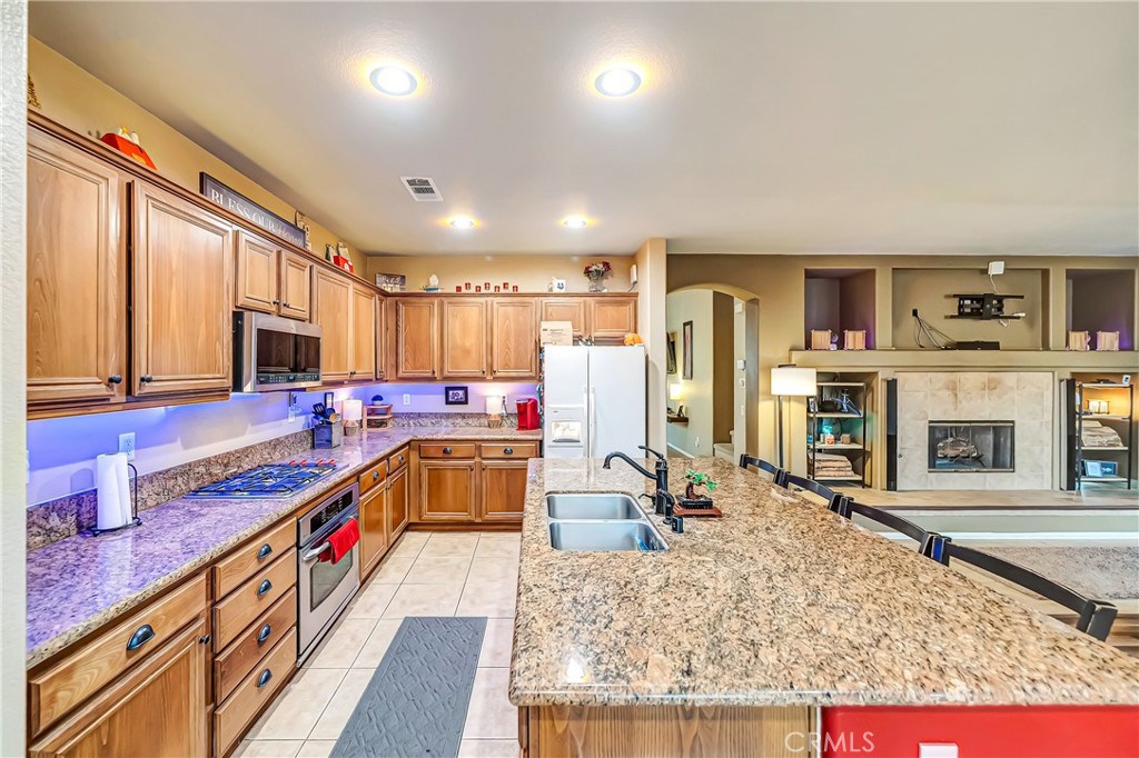 4659 W Avenue J13 Property Photo 19
