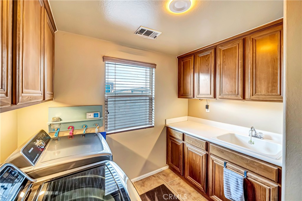 4659 W Avenue J13 Property Photo 27