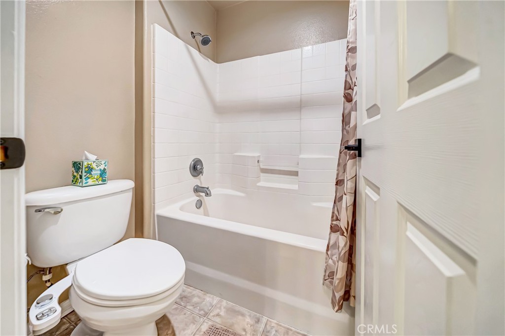 4659 W Avenue J13 Property Photo 37