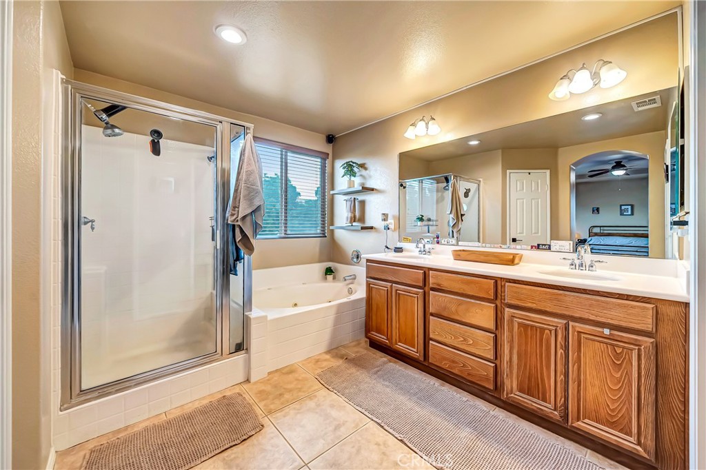 4659 W Avenue J13 Property Photo 42