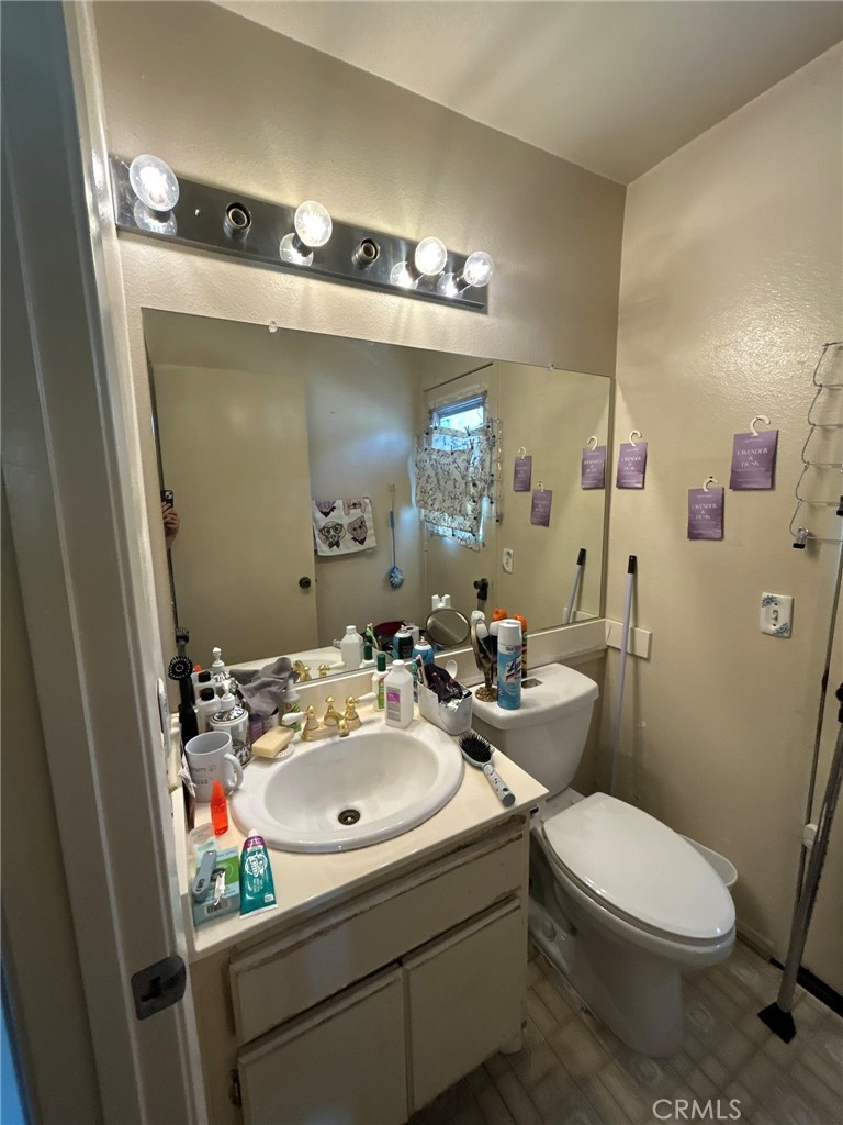 11439 Rancho La Brea Drive Property Photo 18
