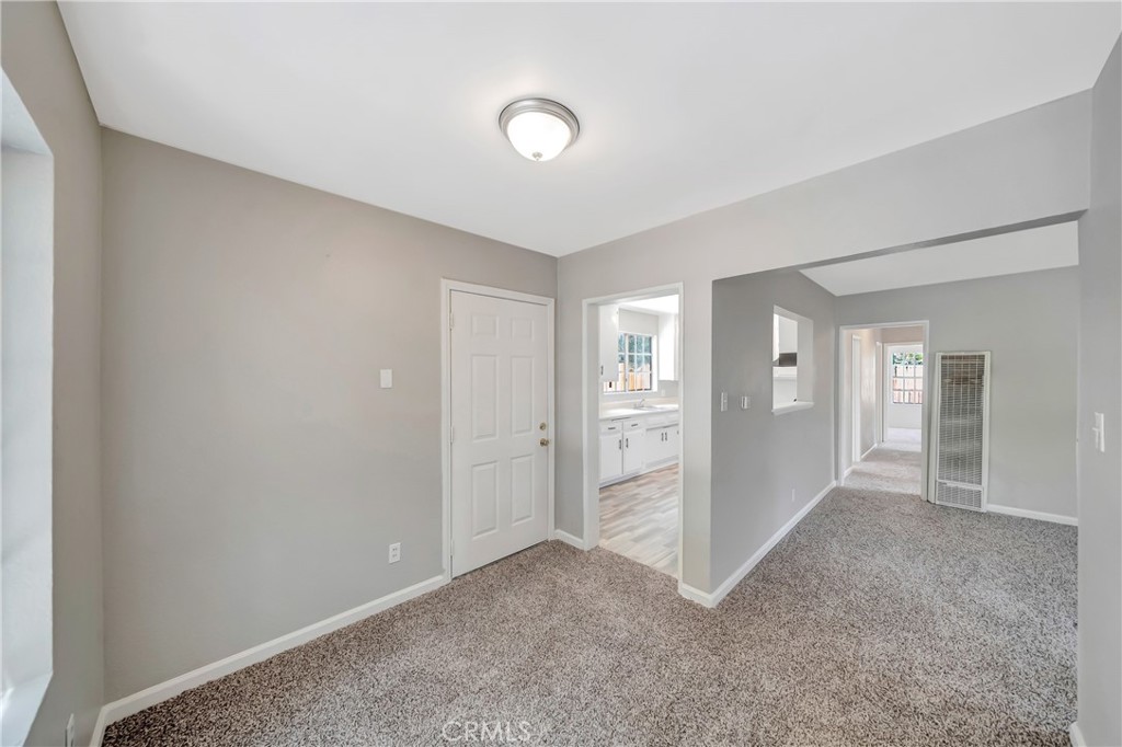 44258 Foxton Property Photo 11
