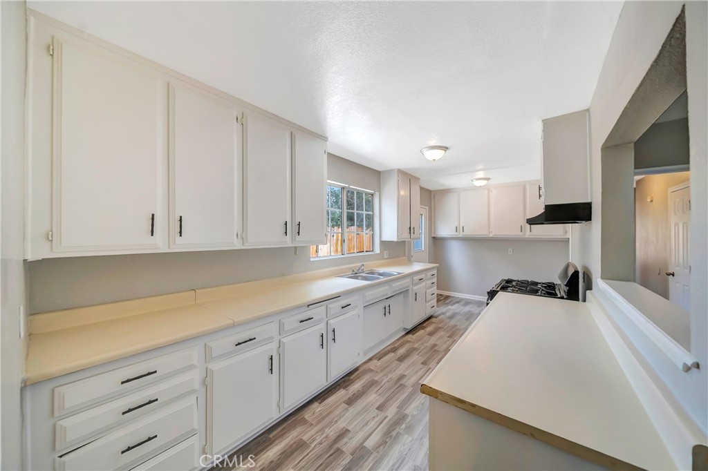 44258 Foxton Property Photo 12