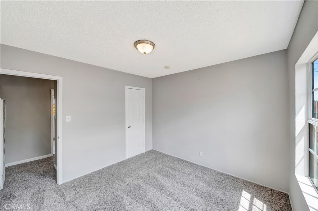 44258 Foxton Property Photo 20