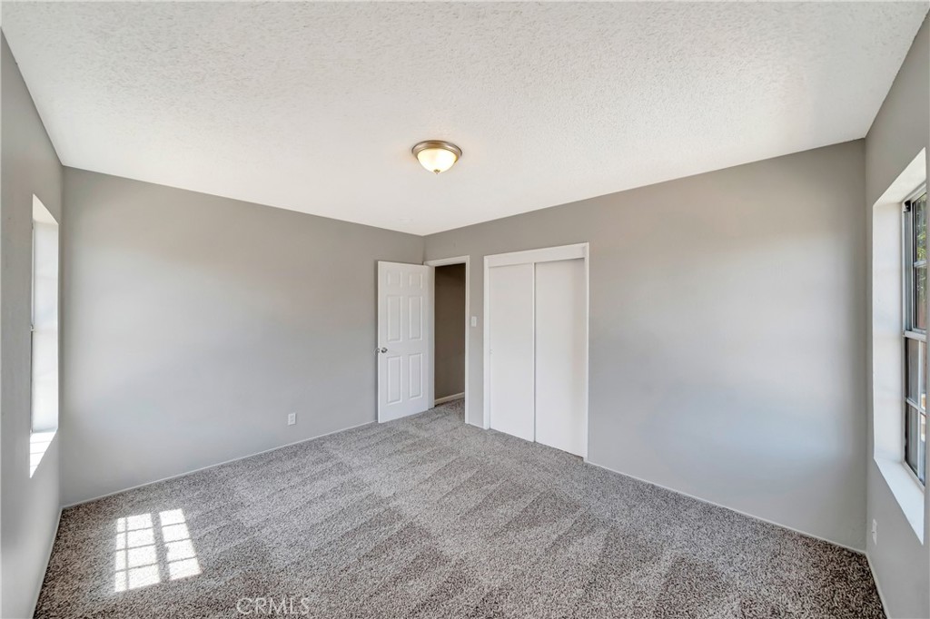 44258 Foxton Property Photo 24