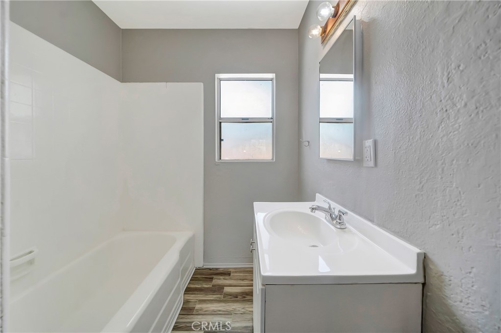 44258 Foxton Property Photo 27