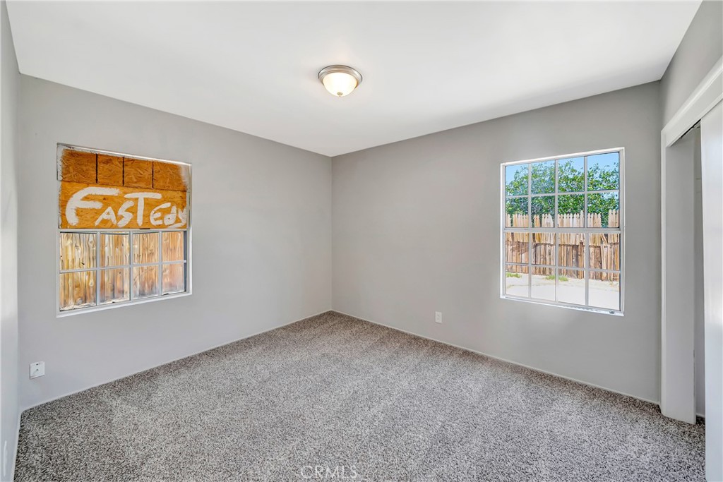 44258 Foxton Property Photo 28