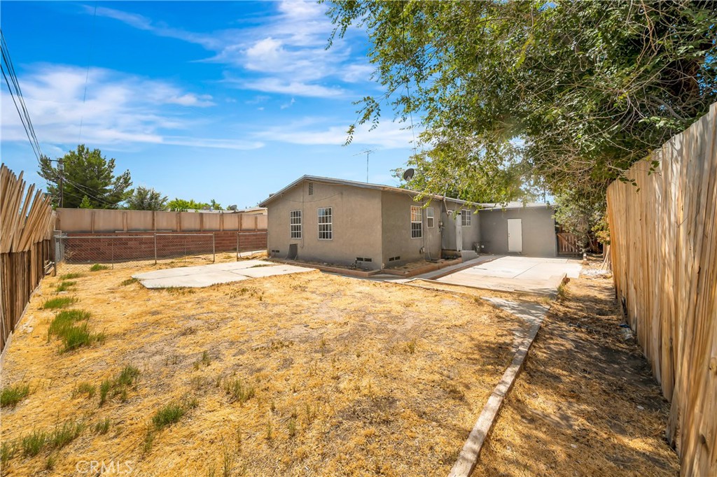 44258 Foxton Property Photo 33