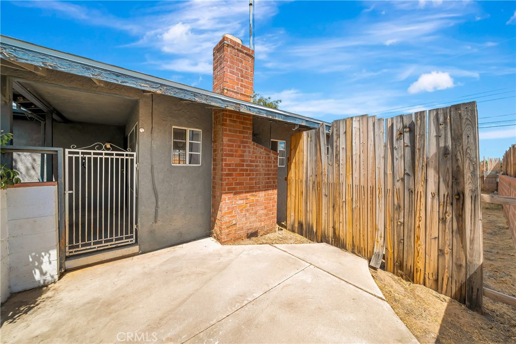 44258 Foxton Property Photo 36