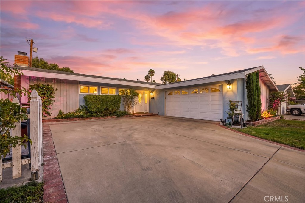 9532 Casaba Avenue Property Photo 1
