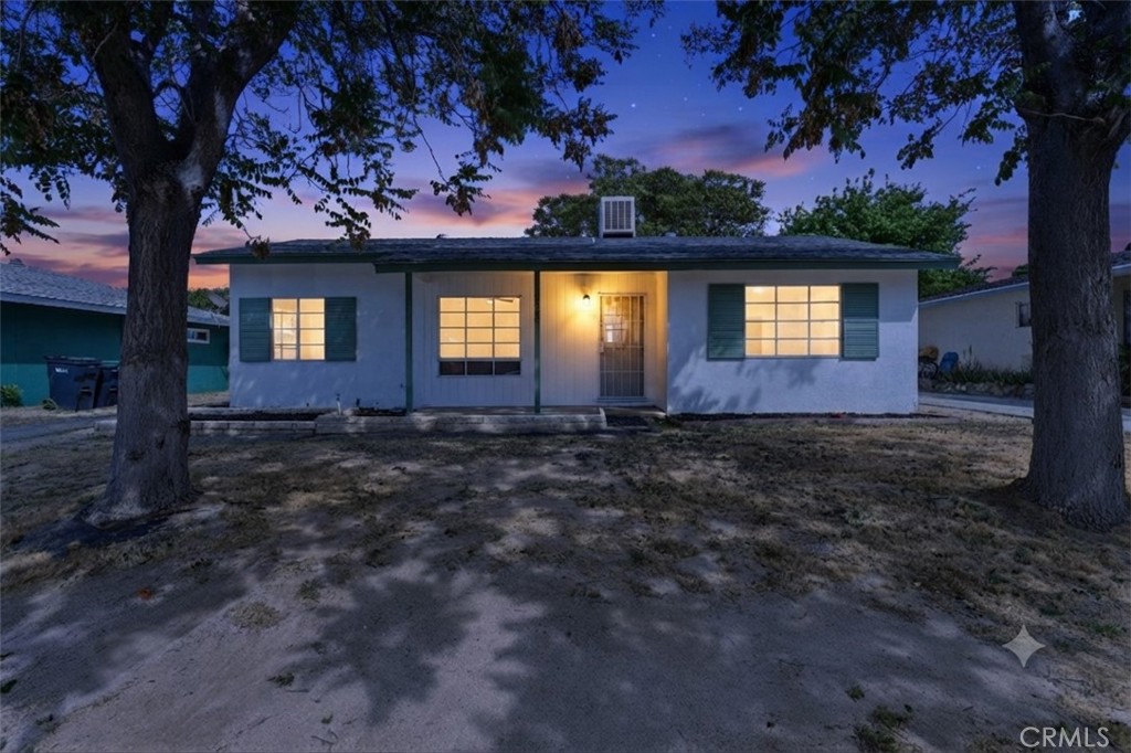 38738 36th Street E Property Photo 2