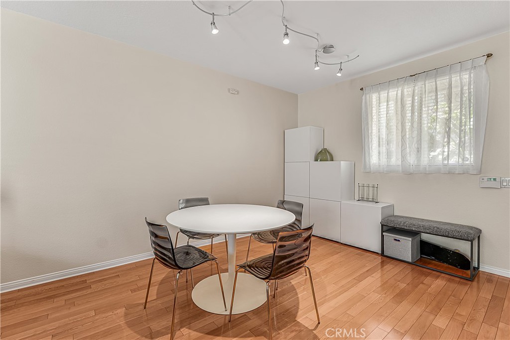 16940 Chatsworth Street 211 Property Photo 7