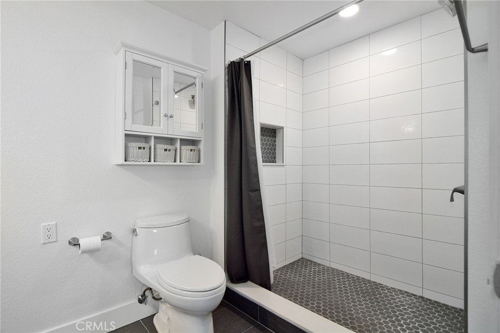 24507 Town Center 7218 Property Photo 13