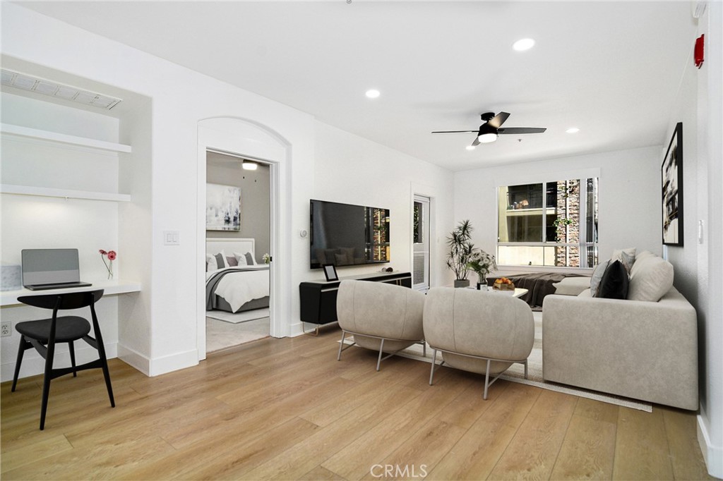 24507 Town Center 7218 Property Photo 16