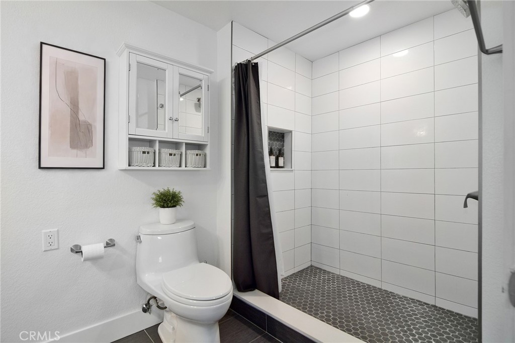24507 Town Center 7218 Property Photo 28