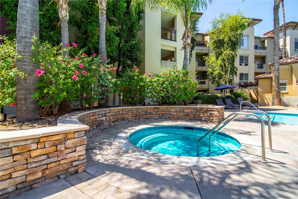 24507 Town Center 7218 Property Photo 38
