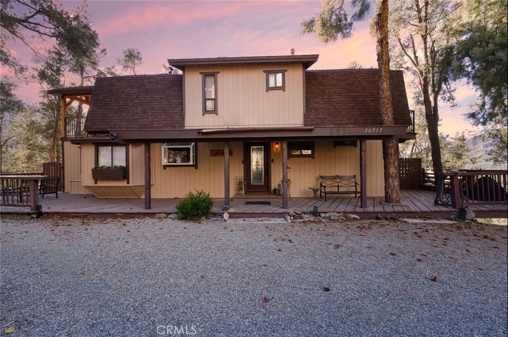 16717 Quail Property Photo 4