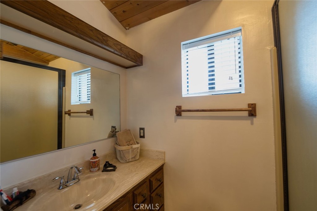 16717 Quail Property Photo 24