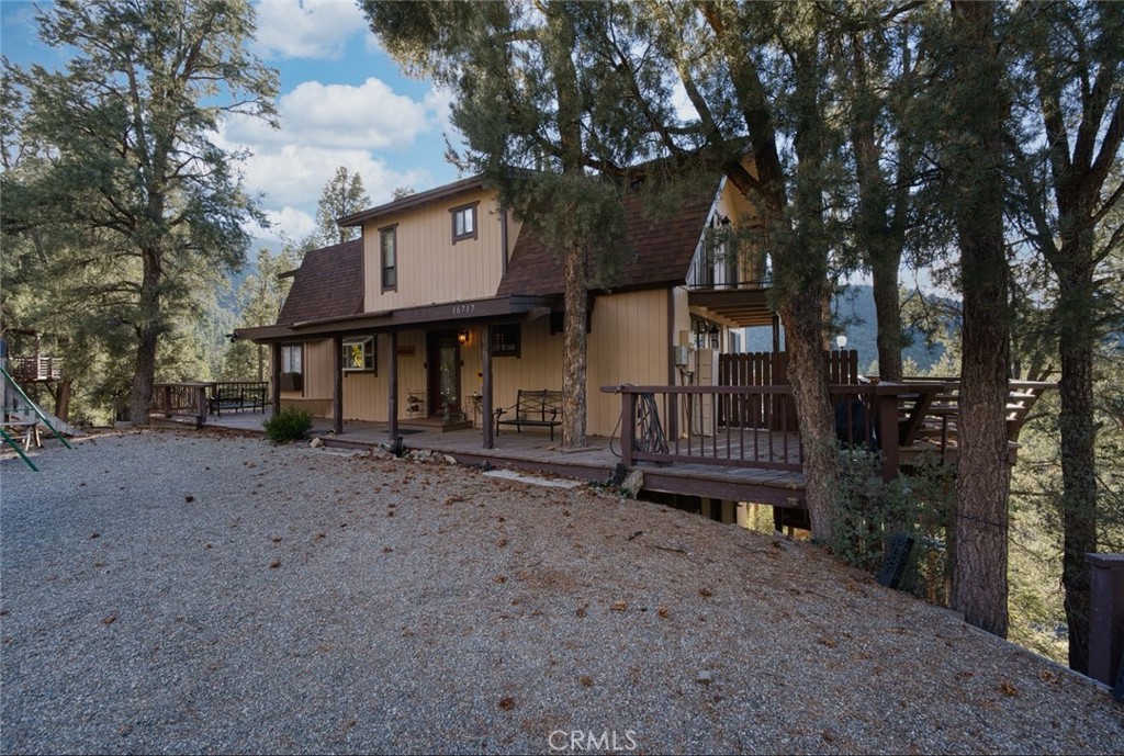 16717 Quail Property Photo 29