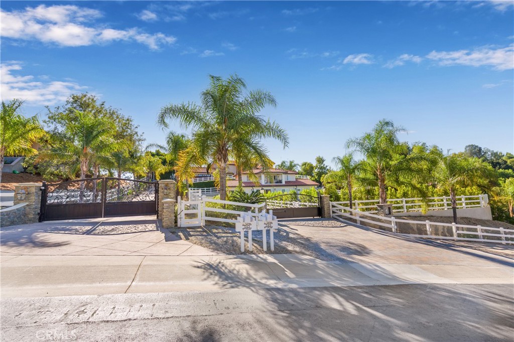 343 Bell Canyon Property Photo 4