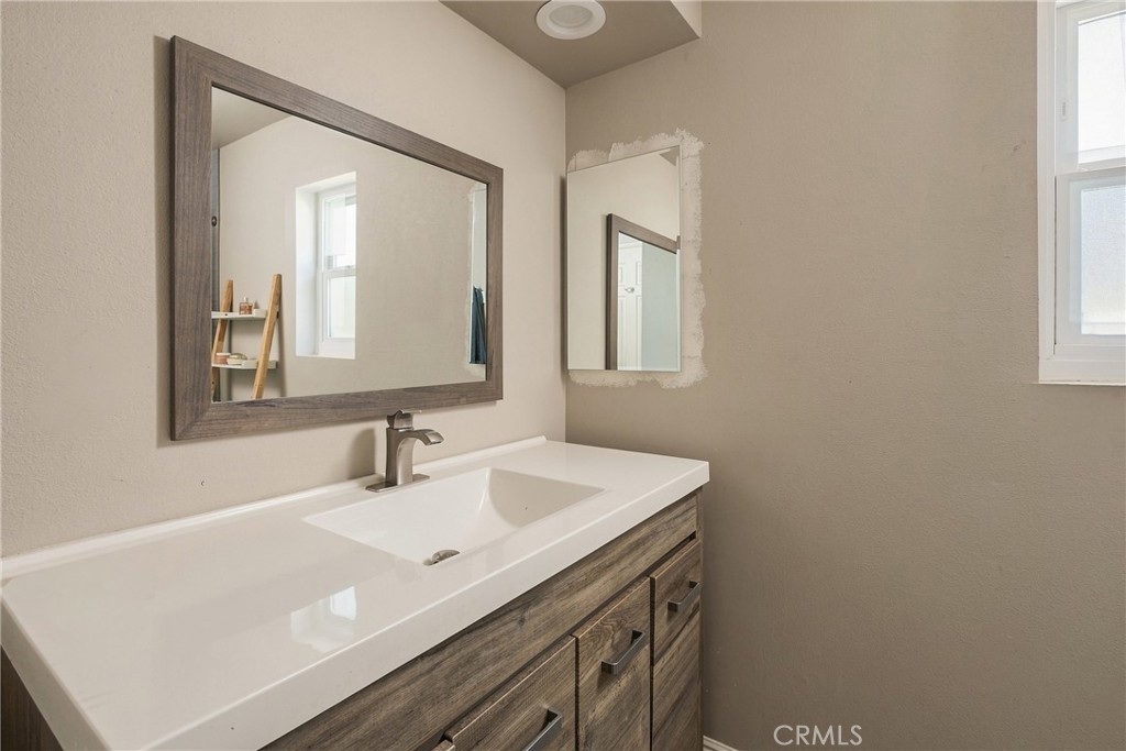 8350 Burnet 9 Property Photo 16