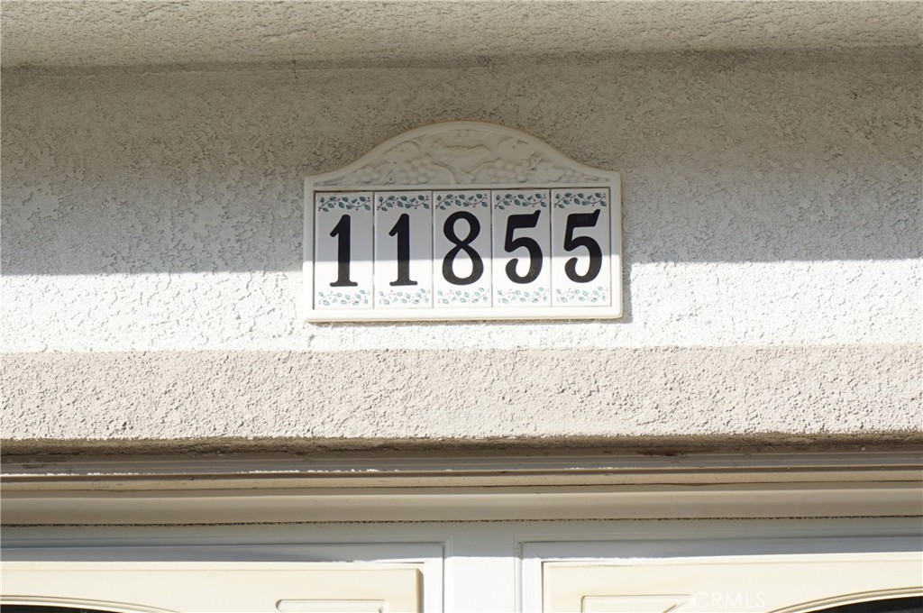 11855 Birch Grove Property Photo 3