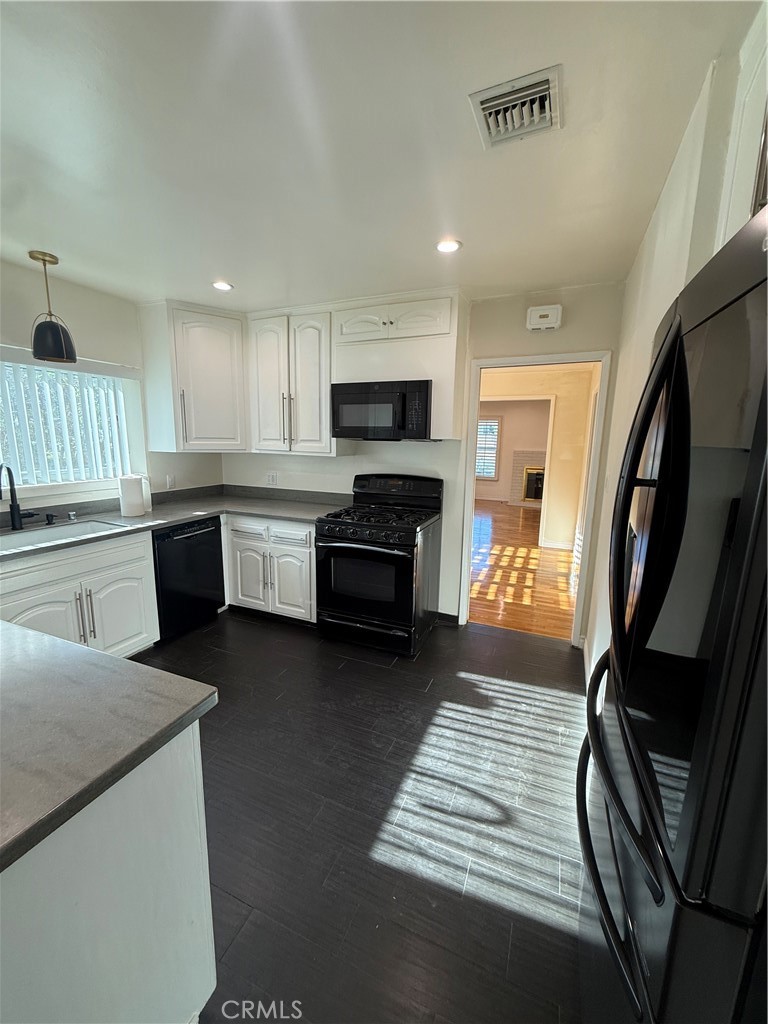 18240 Rayen Street Property Photo 10