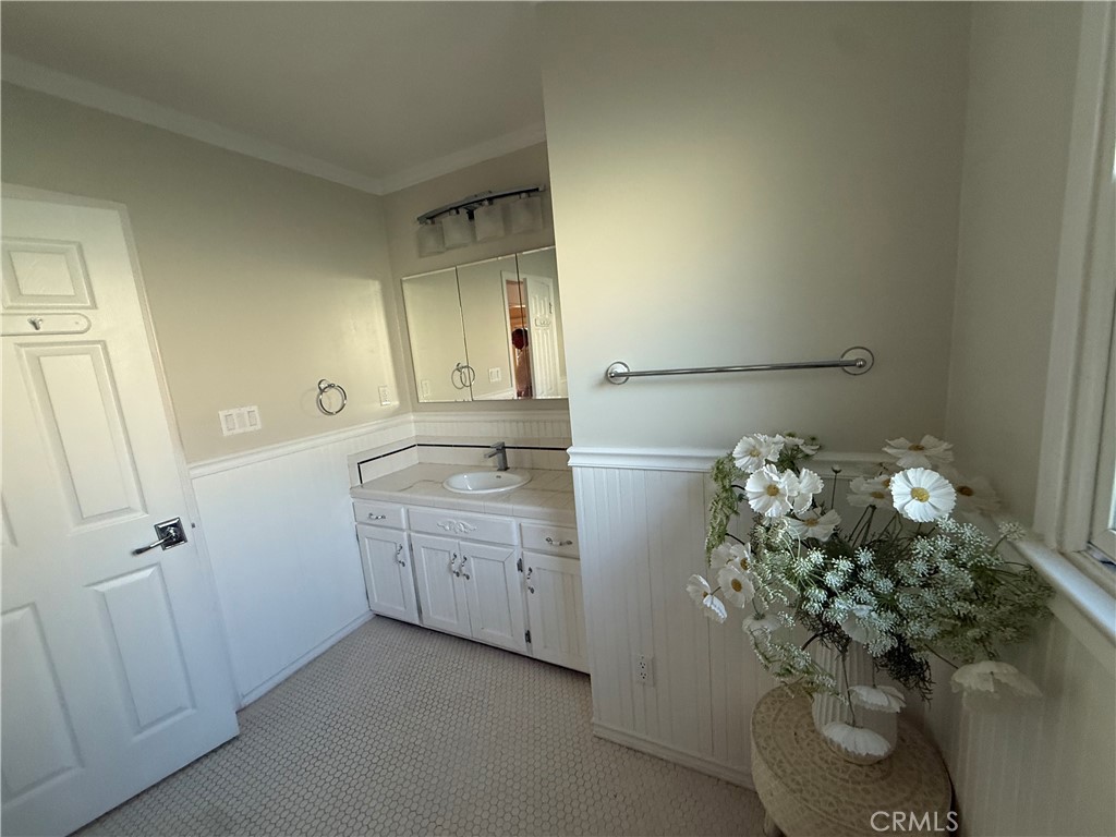 18240 Rayen Street Property Photo 15