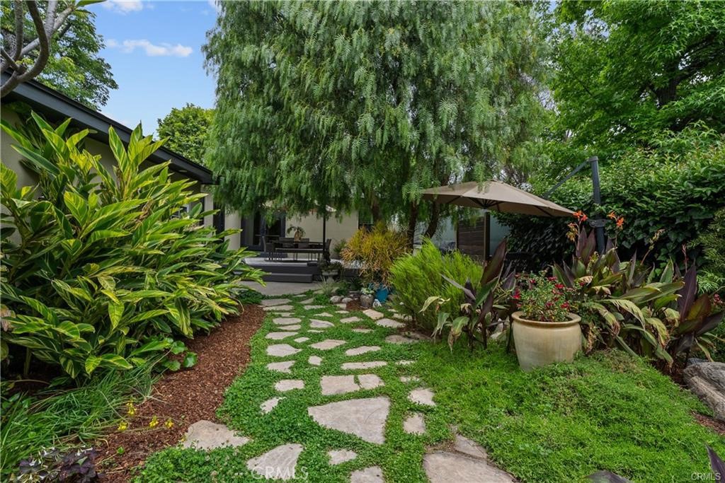 18240 Rayen Street Property Photo 20