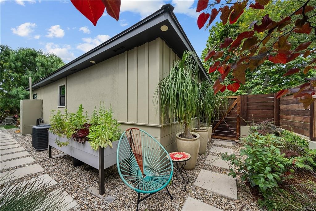18240 Rayen Street Property Photo 21
