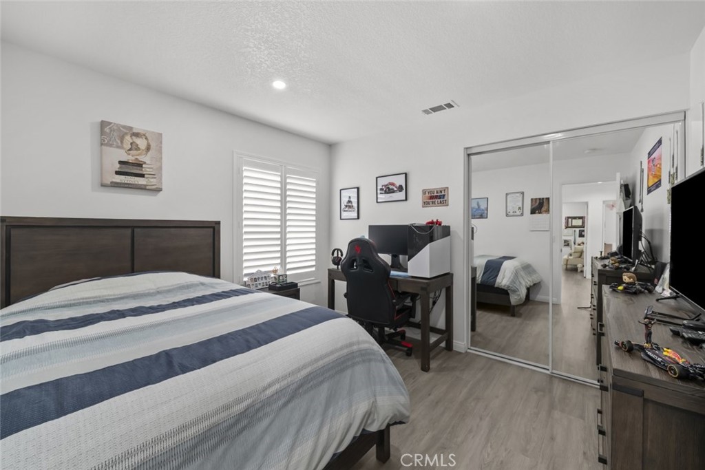 19329 Santa Maria Drive Property Photo 24
