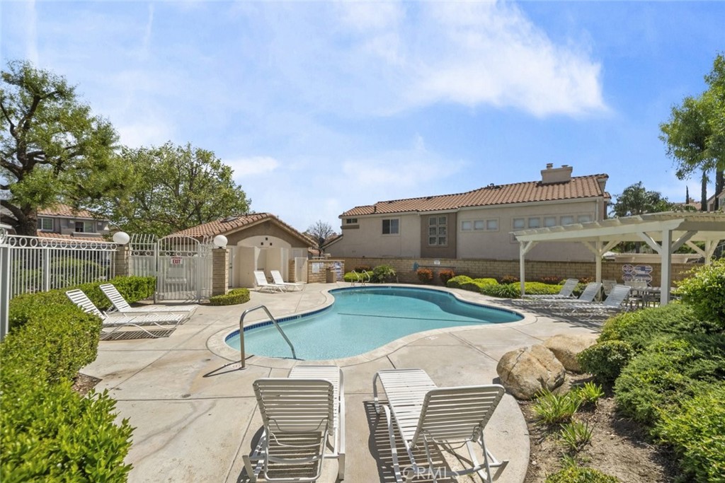 19329 Santa Maria Drive Property Photo 47