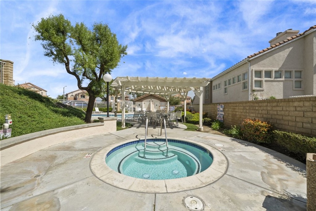 19329 Santa Maria Drive Property Photo 48