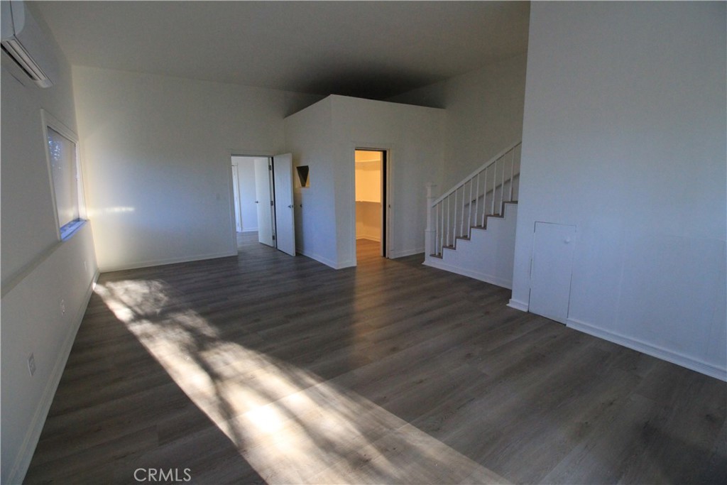 3915 Fredonia Drive Property Photo 27