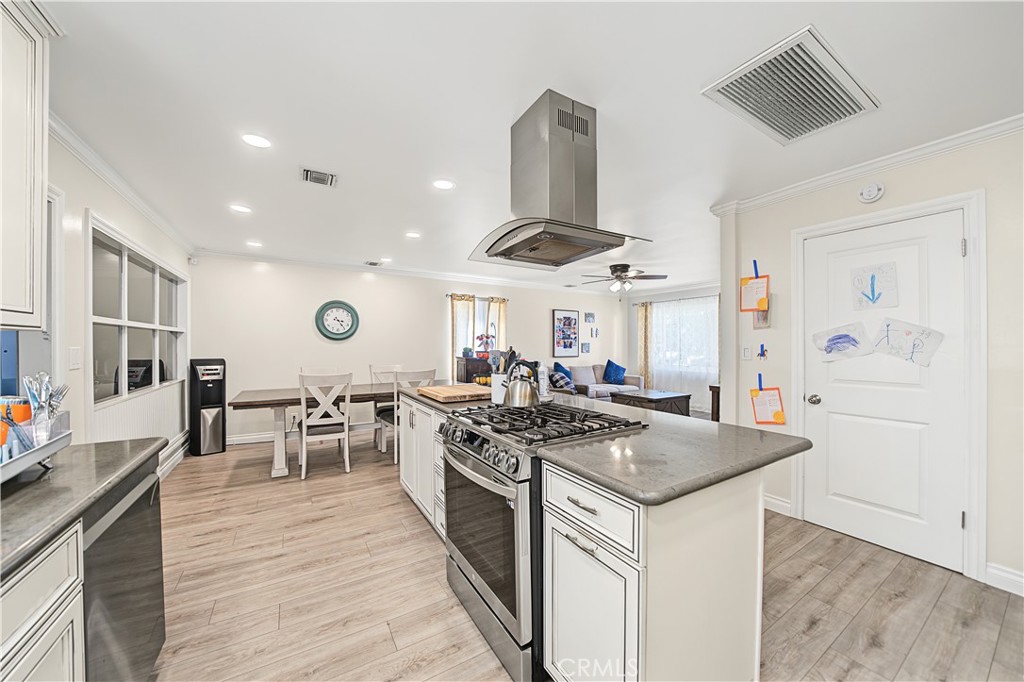 2020 Laguna Property Photo 6
