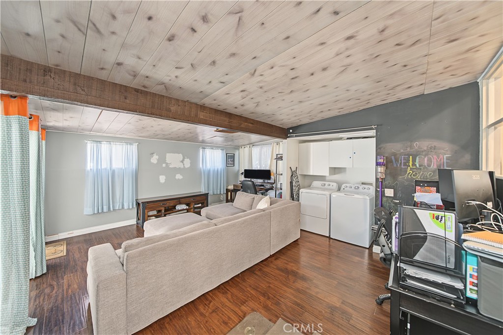2020 Laguna Property Photo 14