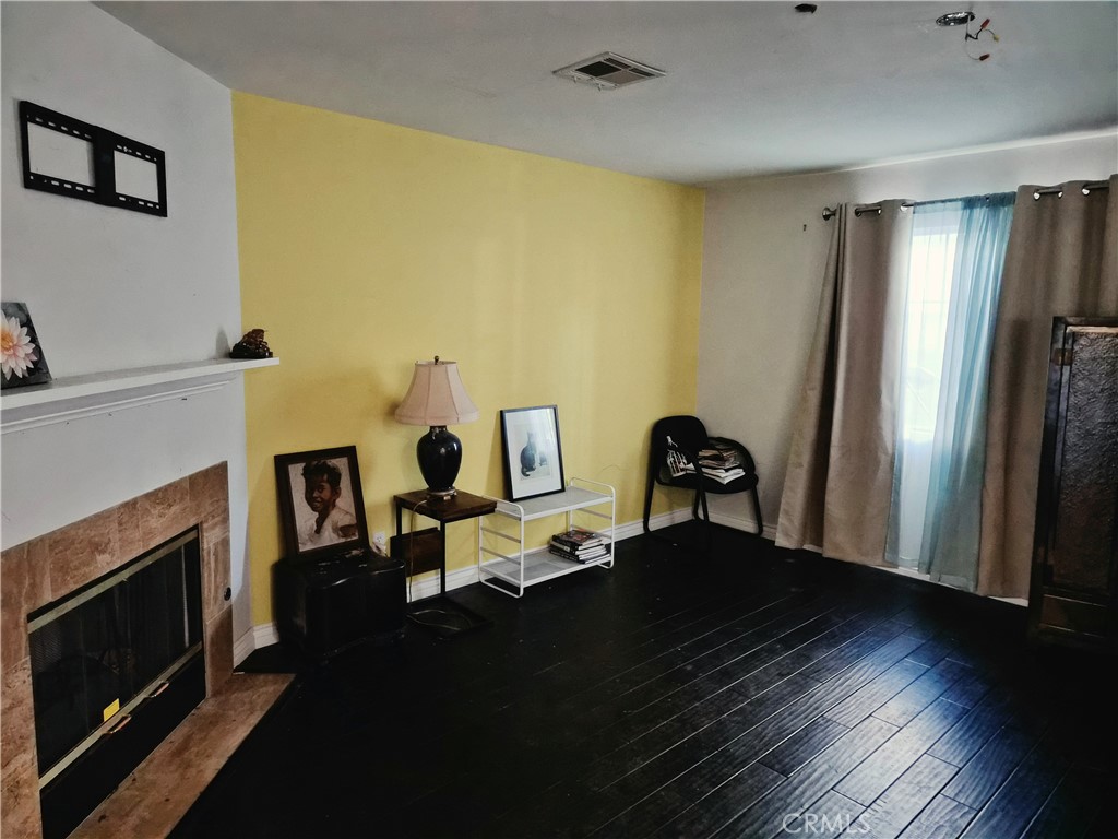 9427 #106 Noble Property Photo 3