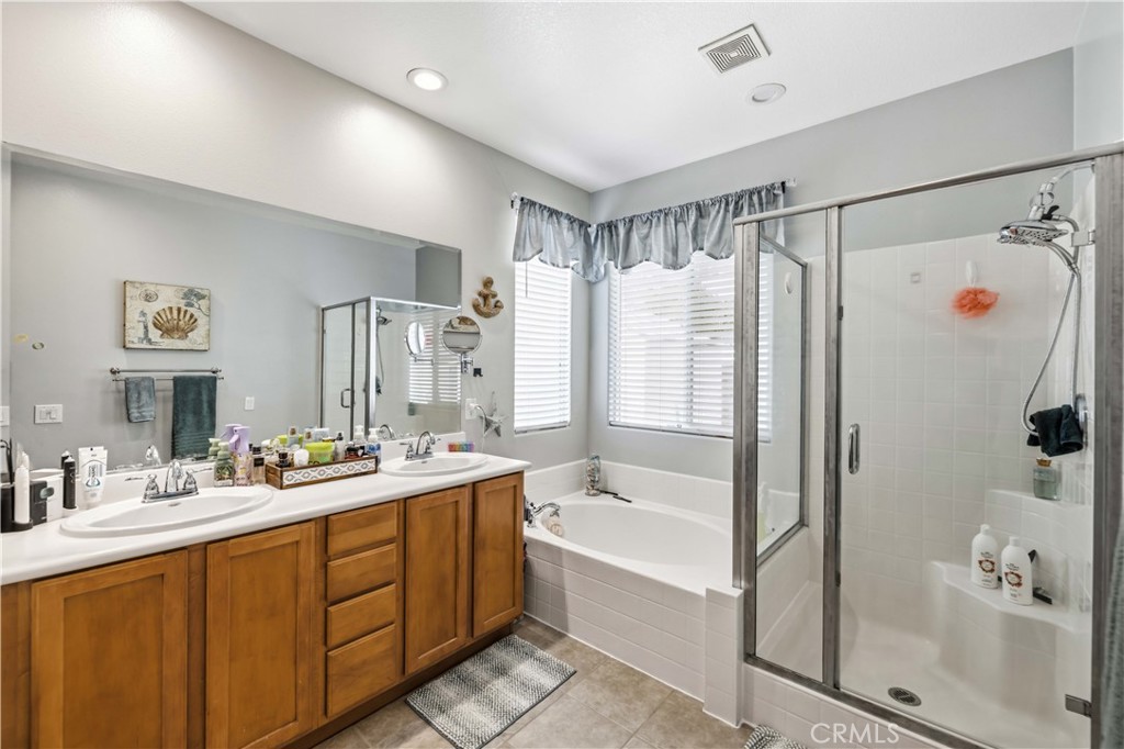 44853 Normandy Property Photo 12