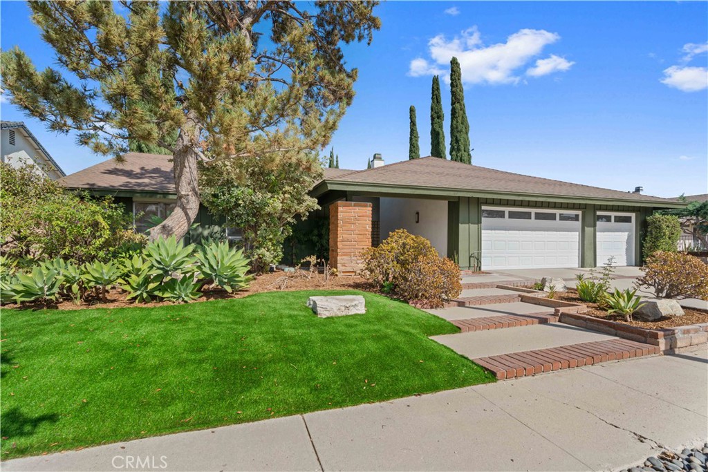 3070 Springfield Property Photo 1