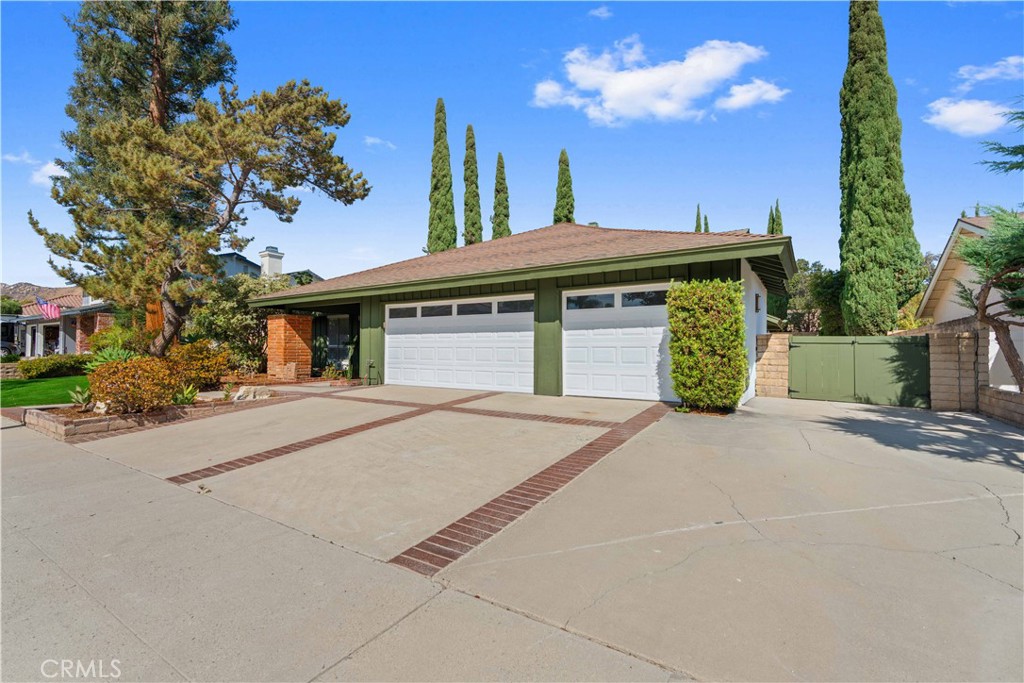 3070 Springfield Property Photo 3