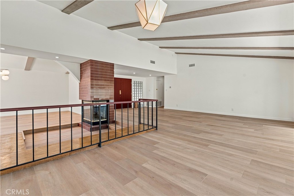 3070 Springfield Property Photo 9