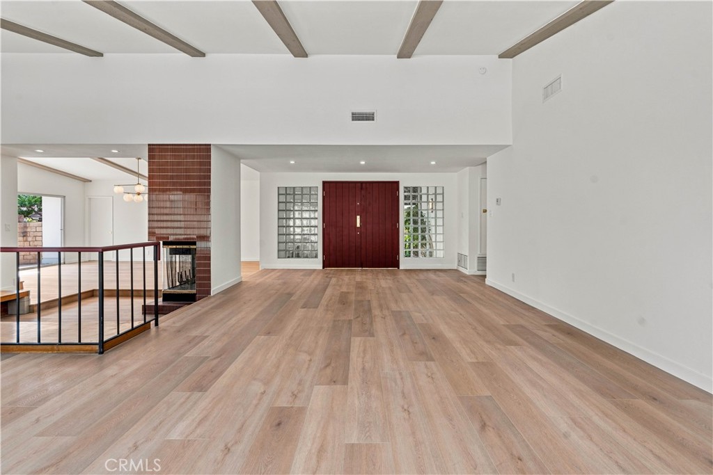 3070 Springfield Property Photo 10