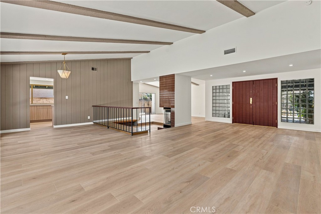 3070 Springfield Property Photo 11