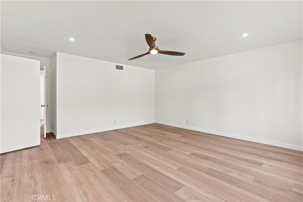 3070 Springfield Property Photo 25