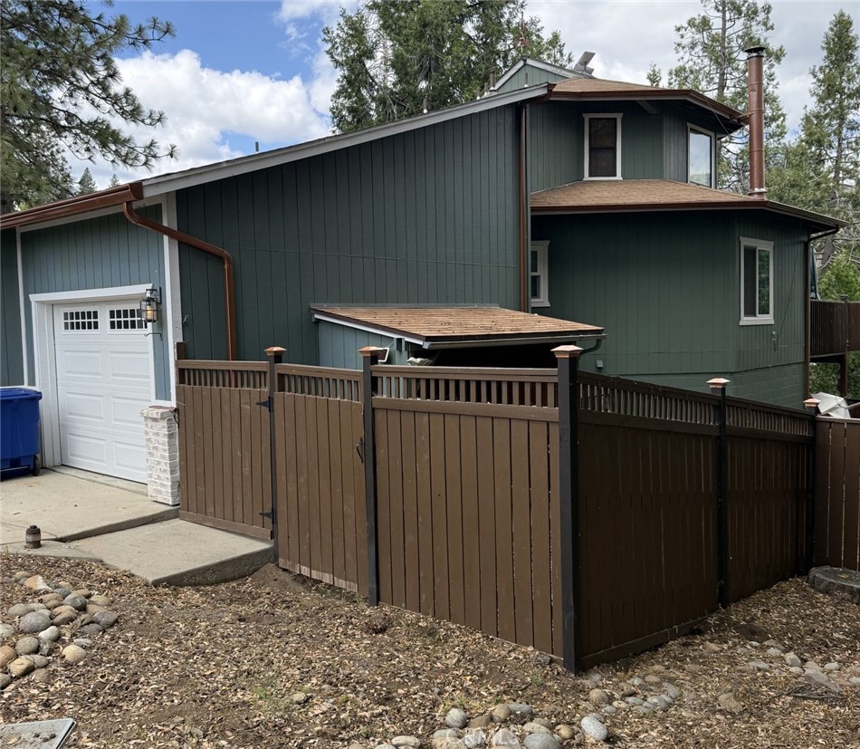 33952 Tocaloma Property Photo 3