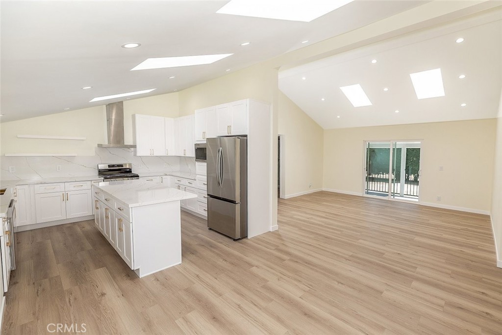 15724 Chase Street Property Photo 6