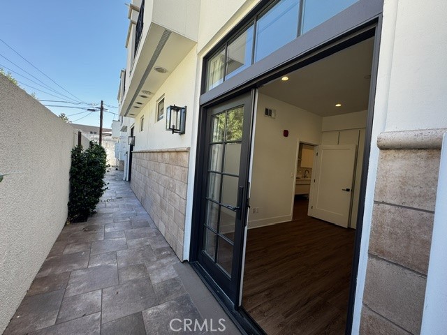 288 S Oakland 103 Property Photo 10