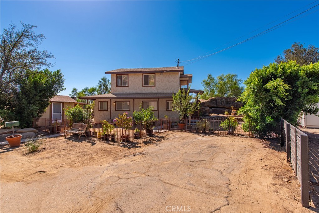23520 EHLERS Property Photo 1